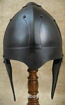 Casque de chevalier romain antique médiéval en réplique vintage casque collectionnable