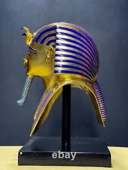 Masque égyptien en réplique du roi Toutankhamon, le puissant roi