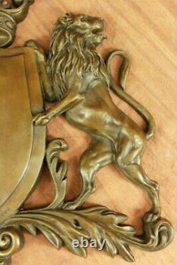 Reproduction de musée en bronze grec européen - Vente de l'emblème de lion de bataille athénienne vintage.